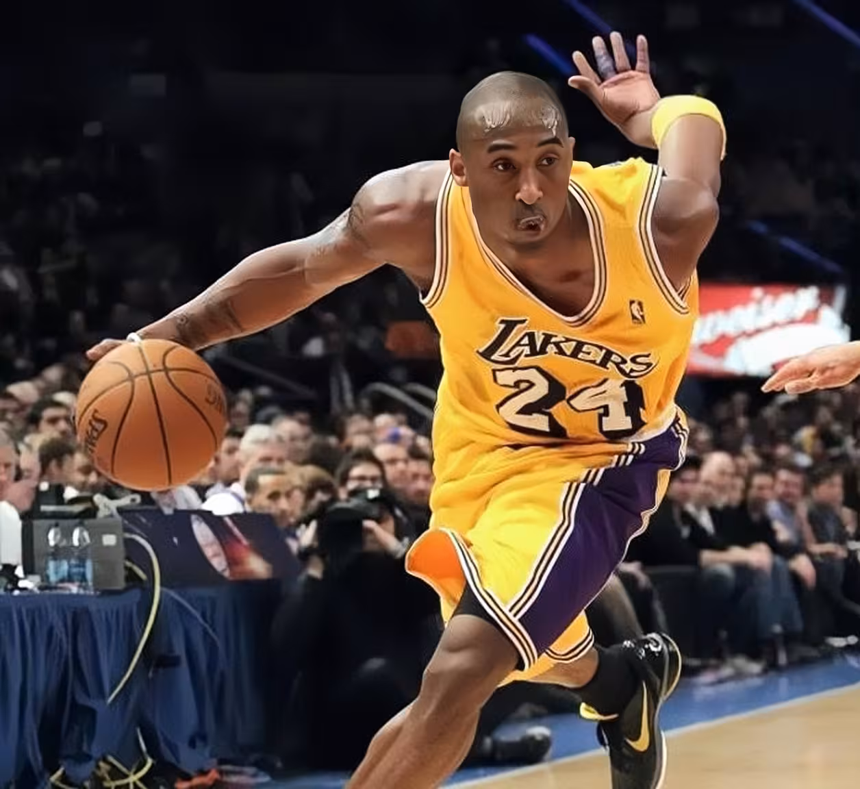 九游电脑版-RNG前途光明！，莱万多夫斯基新星大比分获胜表现突出引发球迷热议-九游电脑版